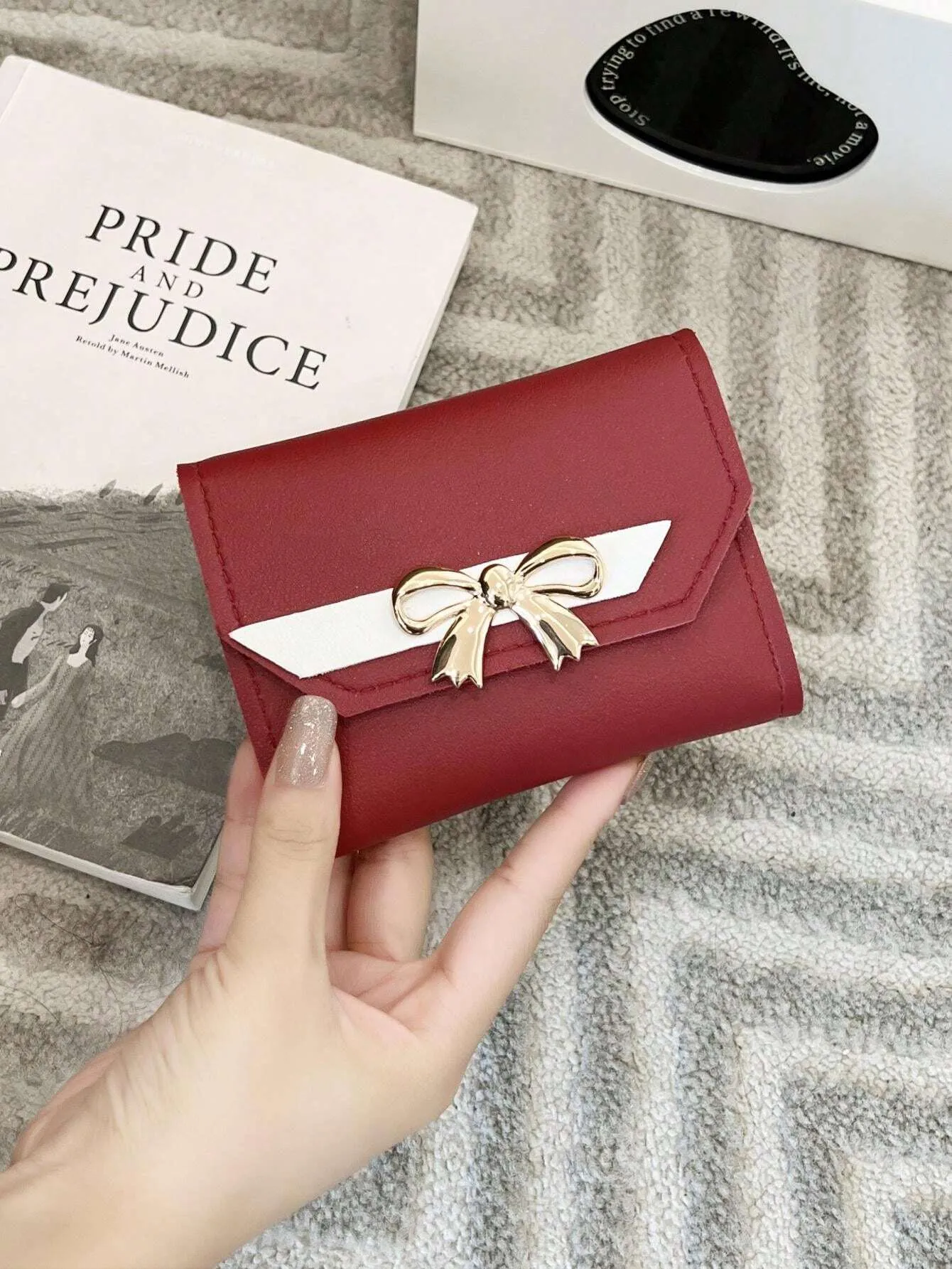15424 1b-060Cartera trifold con lazo 1 Pza