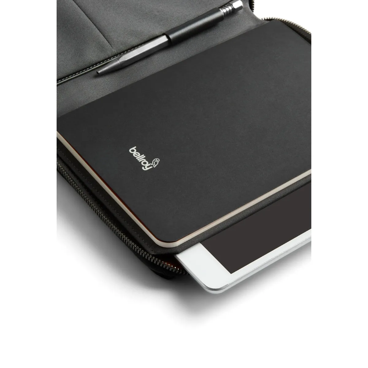Bellroy Tokyo Folio 8" in Raven