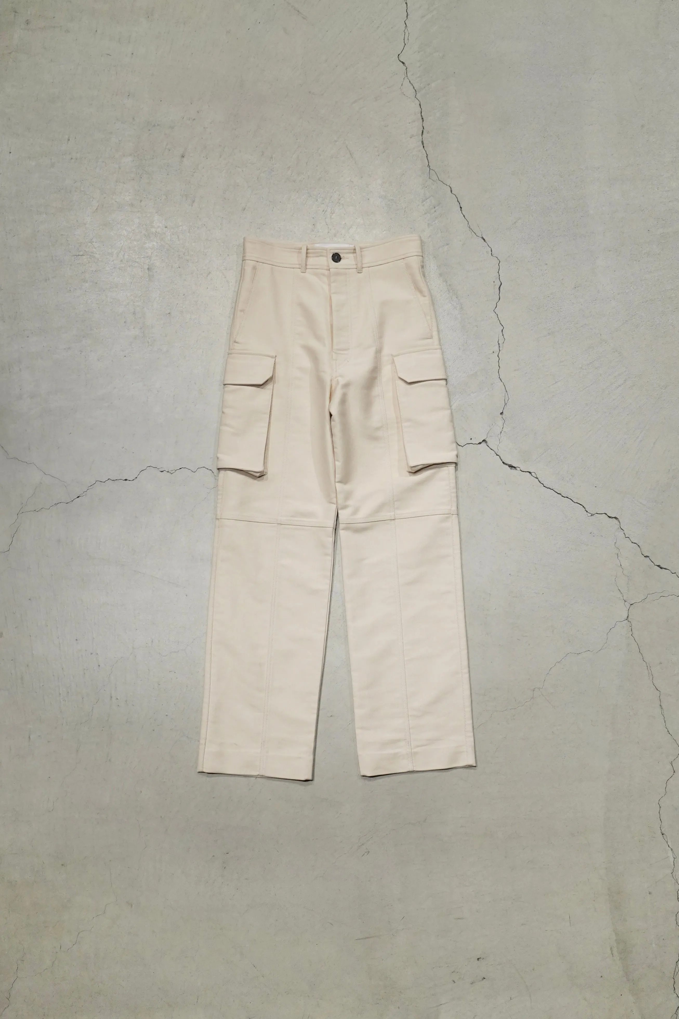 UNIFORME STITCH-DETAIL FLAP-POCKET TROUSERS